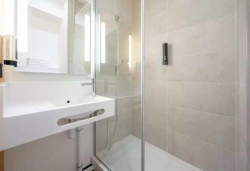 B&b Hotel Toulon Centre Gare