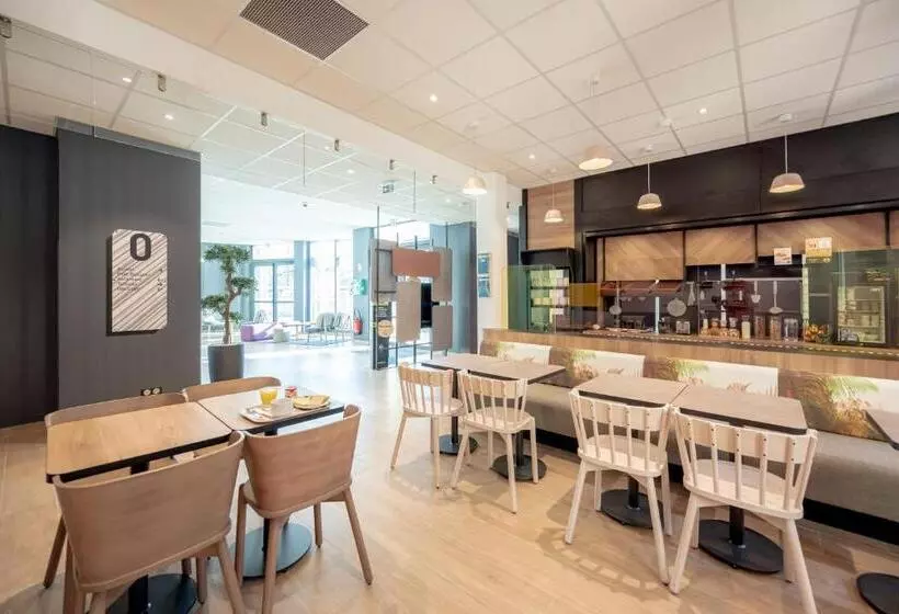 B&b Hotel Toulon Centre Gare