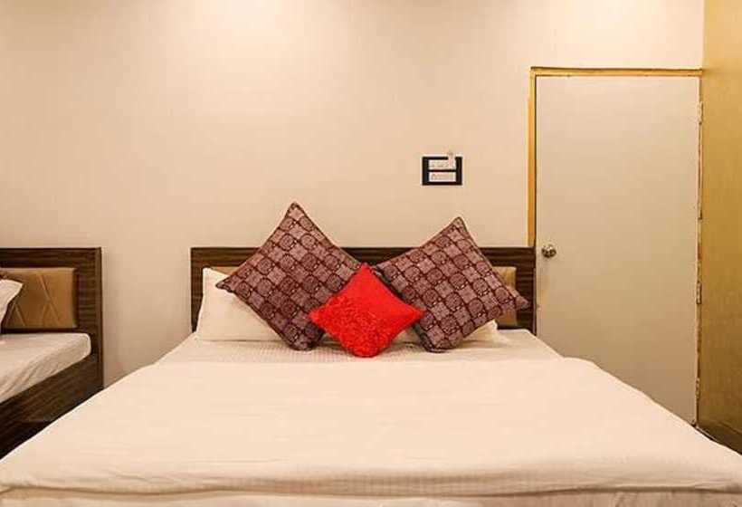 בית מלון כפרי Fabexpress Golden Suite