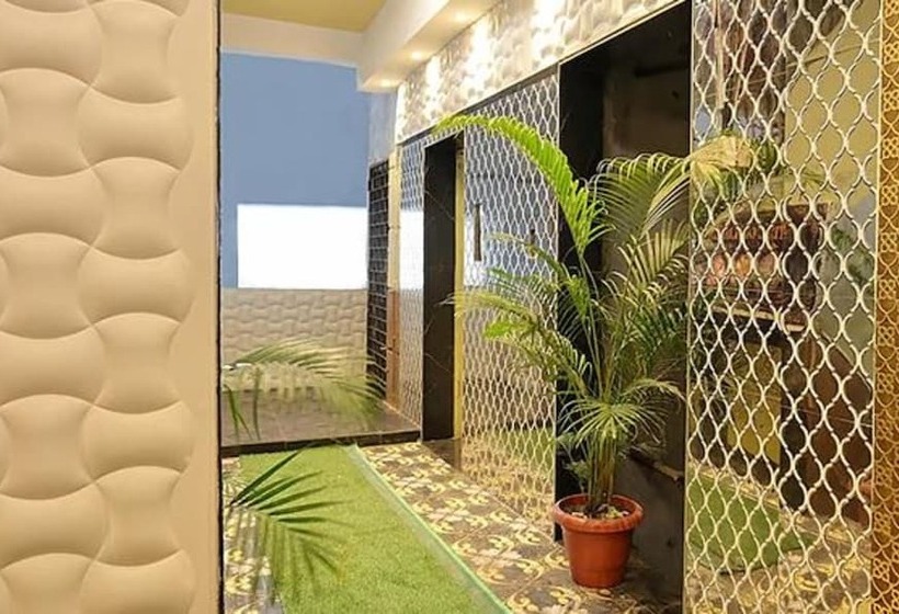 בית מלון כפרי Fabexpress Golden Suite