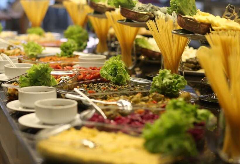 Отель Lala Grand