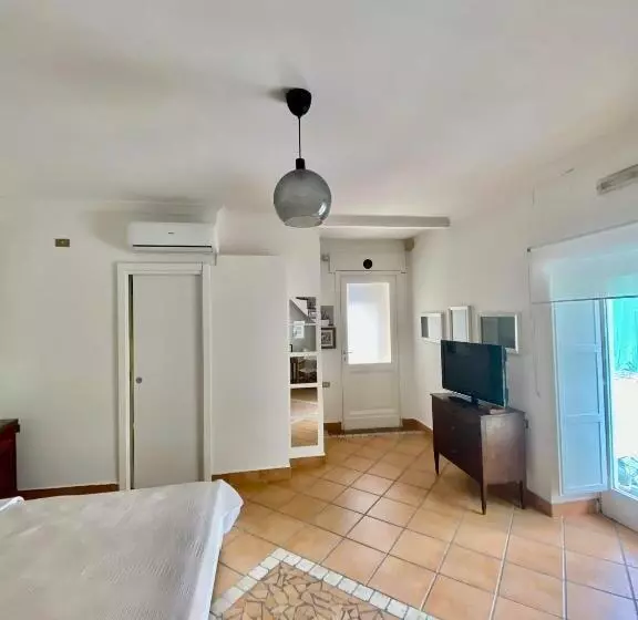 ペンション Ff Houses   Centro Storico Ottaviano