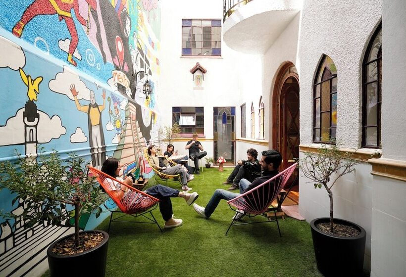 Пансион Hostal Fungi Casa Rosa