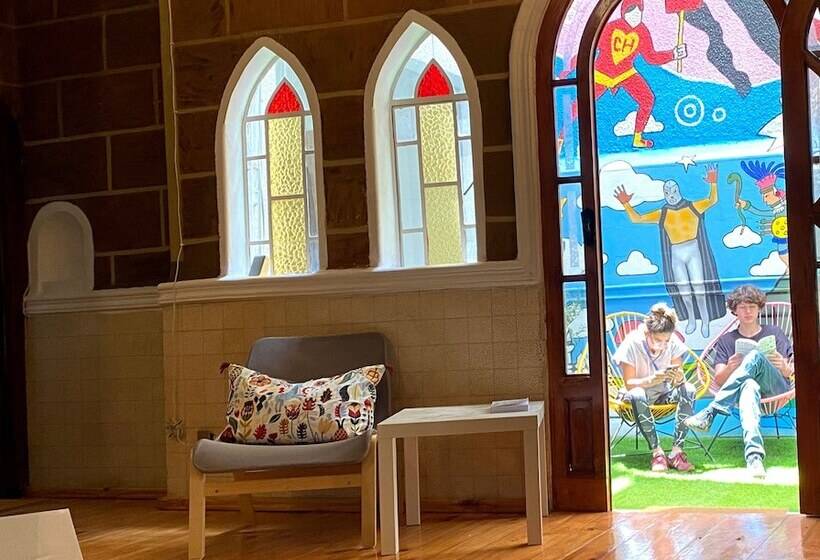 Пансион Hostal Fungi Casa Rosa