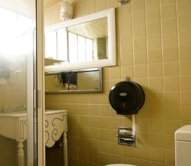 Пансион Hostal Fungi Casa Rosa