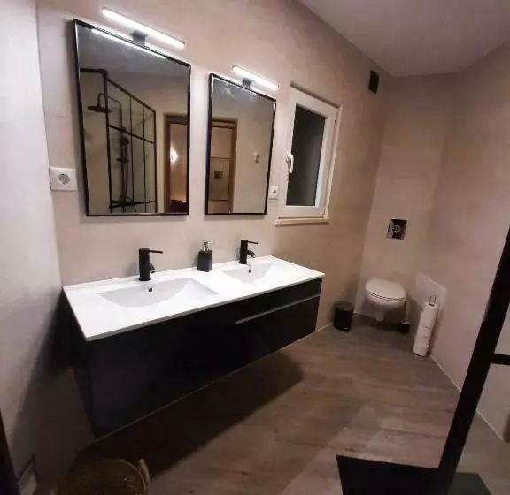 ベッドアンドブレックファースト Family House