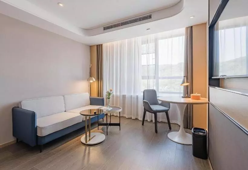 Atour Hotel Wuxi Yuantouzhu Scenic Area Qianrong Road