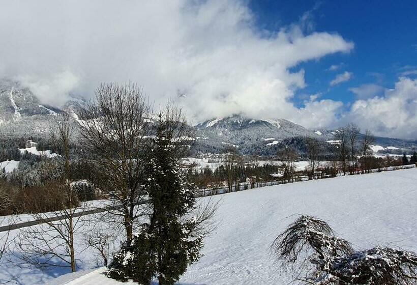 هتل Bauernhof Neu Endfelden, Günter Widauer