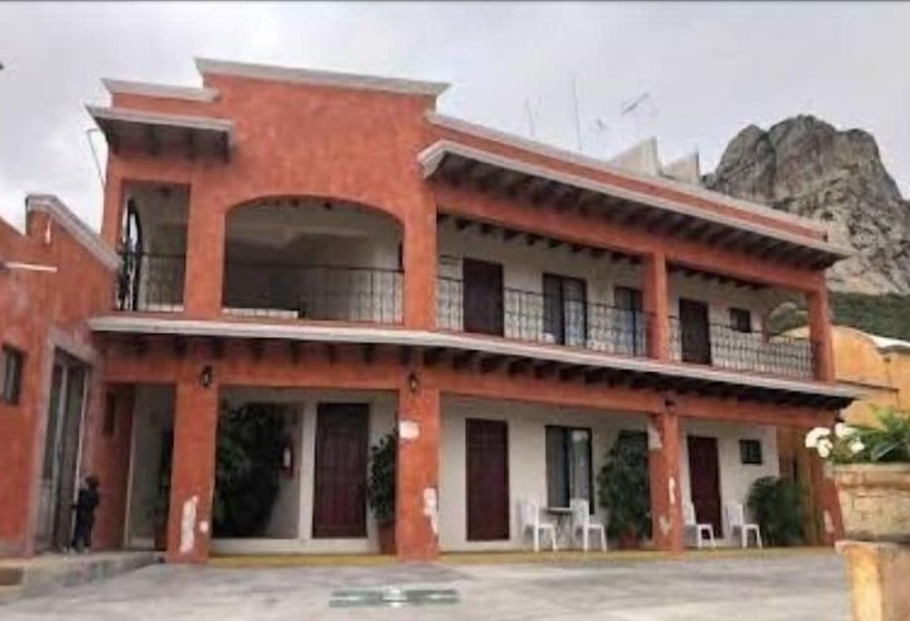 هتل Casa Cabrera