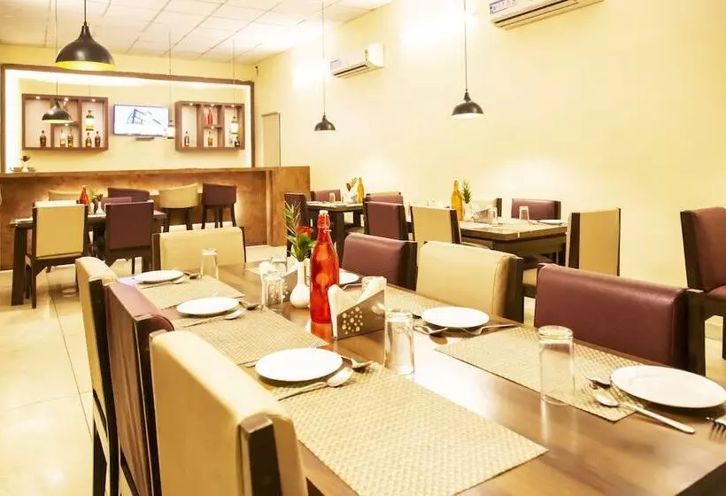 Hotelli Clarks Inn Dudhwa