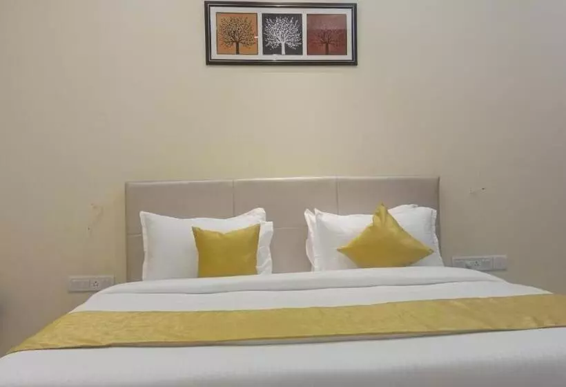 Hotelli Clarks Inn Dudhwa