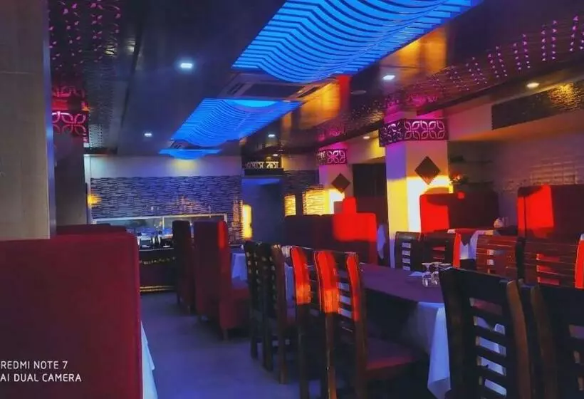 هتل Galaxy Resort