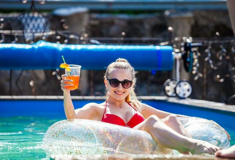 בית מלון כפרי Milli&jon Spa