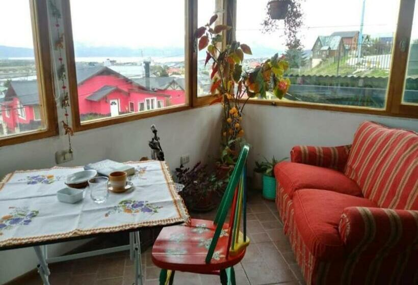 ペンション Alem Casa De Familia