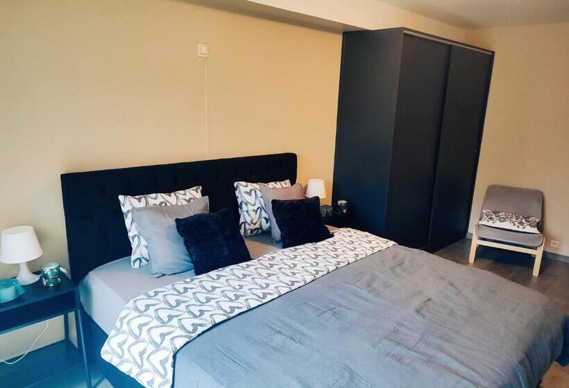 הוסטל L Auberge De L Entre Potes  Bolia