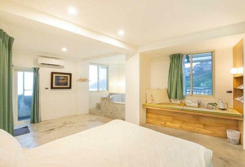 تختخواب و صبحانه Owlstay Jiufen Green Ray 故事所 山中夢遊 九份綠光