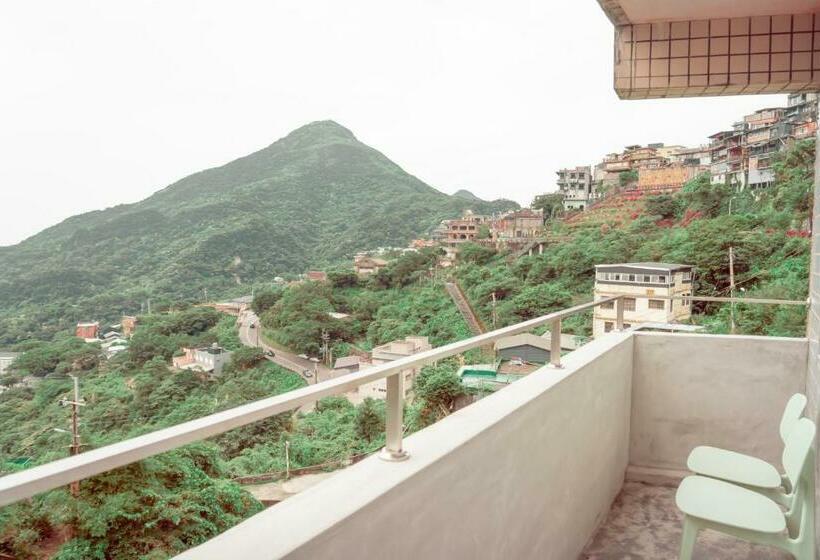 تختخواب و صبحانه Owlstay Jiufen Green Ray 故事所 山中夢遊 九份綠光