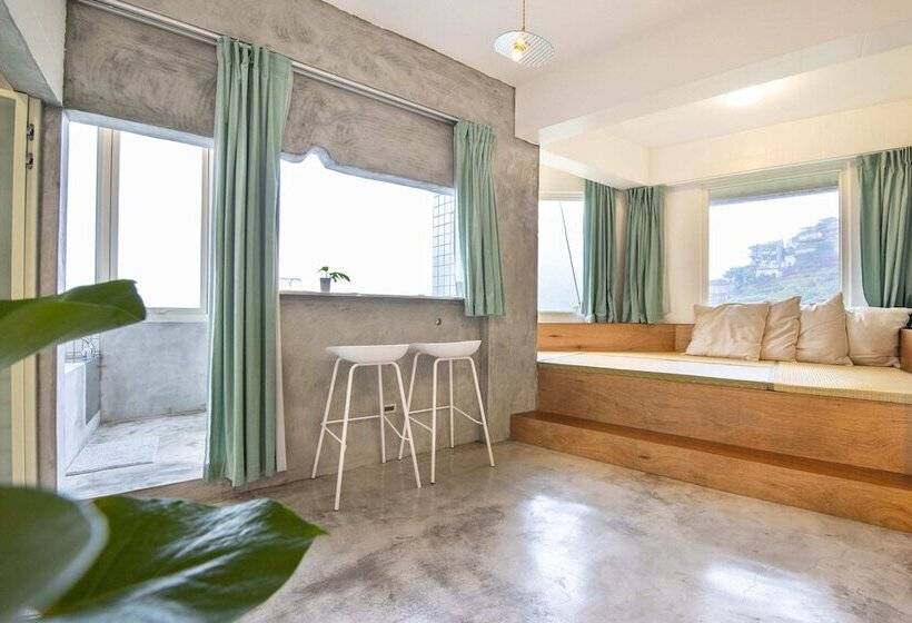 تختخواب و صبحانه Owlstay Jiufen Green Ray 故事所 山中夢遊 九份綠光