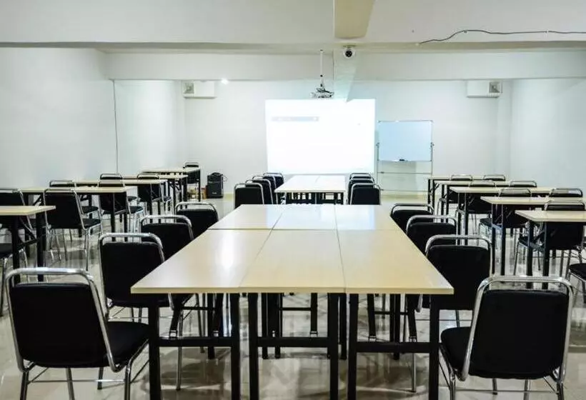 ホテル 7days Premium Baoding Yixianshengyuan Shopping Center