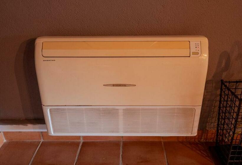 ホテル Bodega Andrés Iniesta Con Visita Y Cata