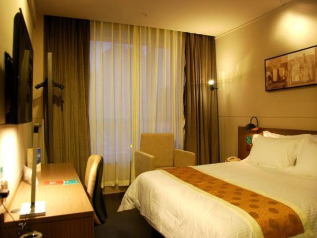 Отель Jinjiang Inn Select Songyuan Youth Street Branch