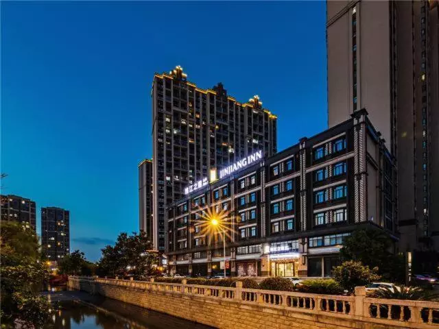 Hotelli Jinjiang Innselect Suzhou Shengze Shunhuxilu