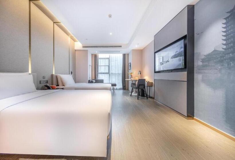 Atour Hotel Meishan Government Affairs Center