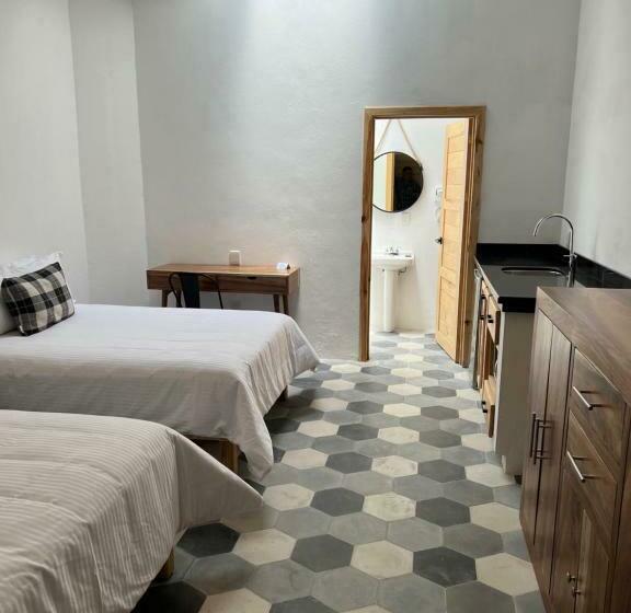 Hotel Hostal De La Montaña