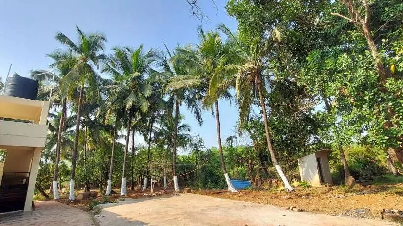 ホテル Sneha Farm House