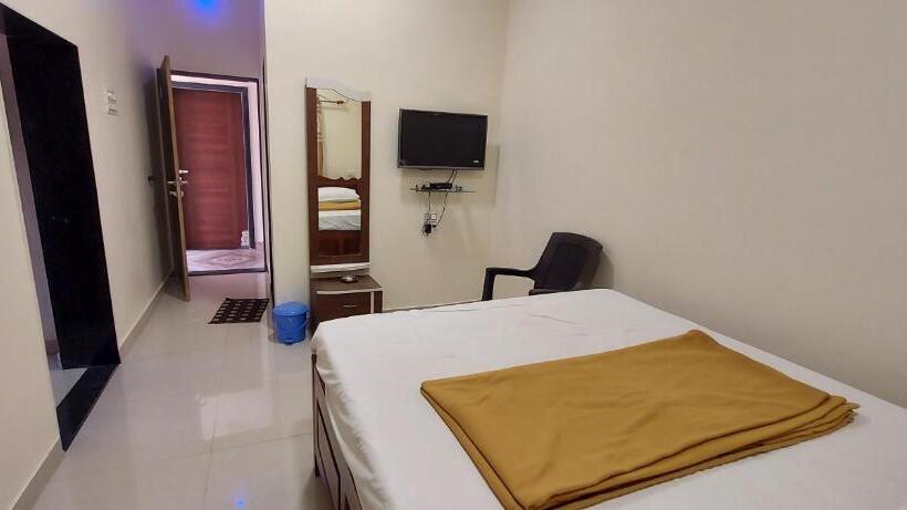 Отель Sneha Farm House