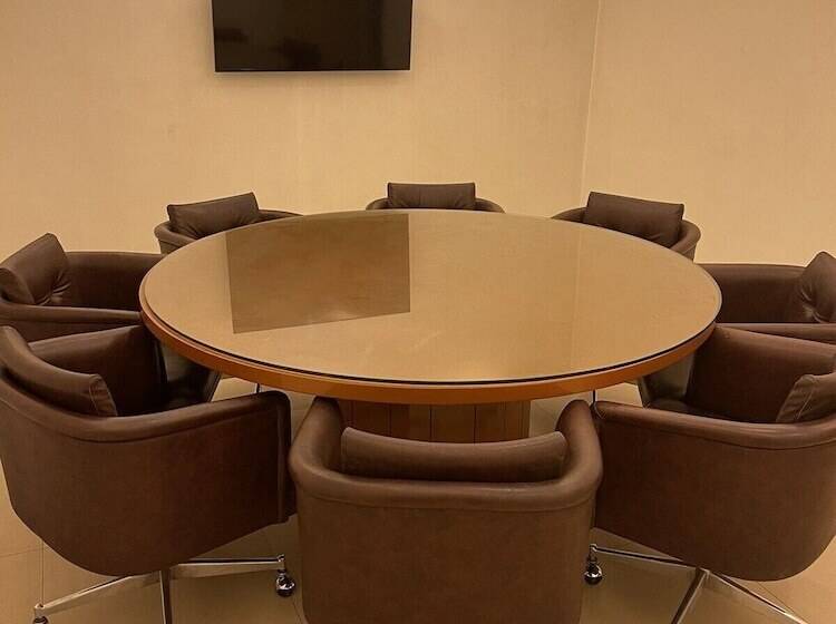 Wow Budget Hotel Cubao