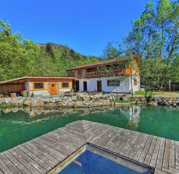 Majatalo Cabana Edelweiss