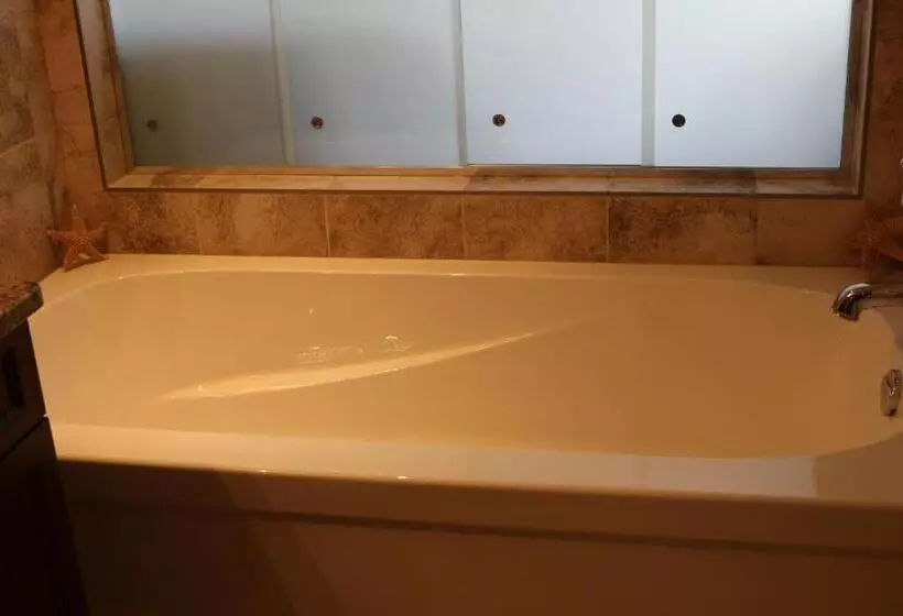 Majatalo Melfort Bell Guest Suites