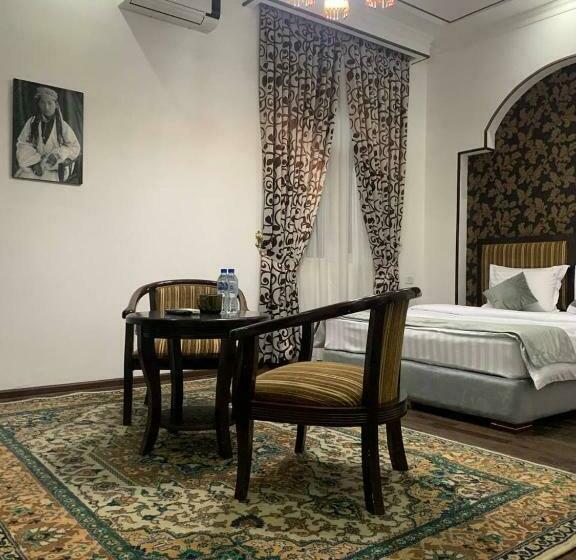 בית מלון כפרי Ikan Registon