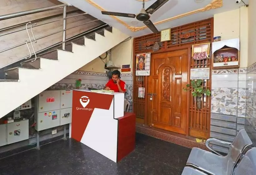 هتل Goroomgo Jagannath Lodge Puri Near Jagannath Temple & Grand Road   Travelers Recommended