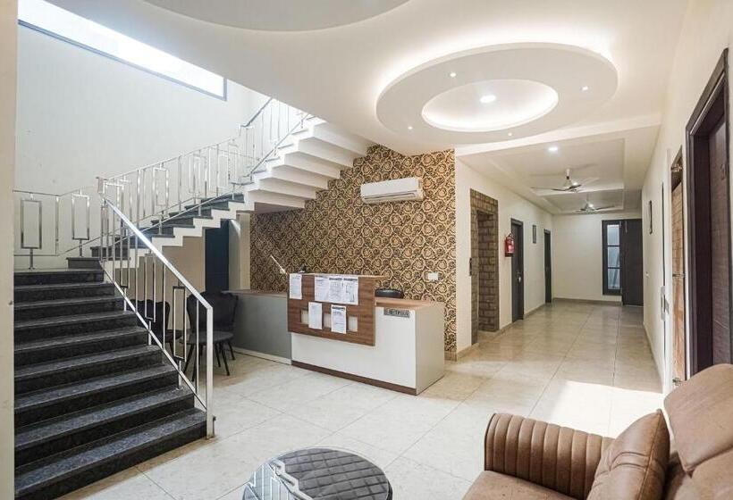 فندق O Blue Stone Residency