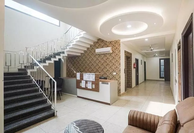 ホテル O Blue Stone Residency