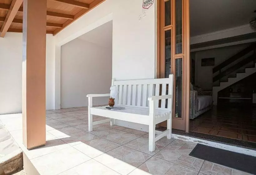 Majatalo Casa Da Praia Pousada