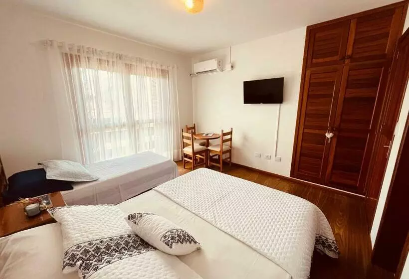 Majatalo Casa Da Praia Pousada