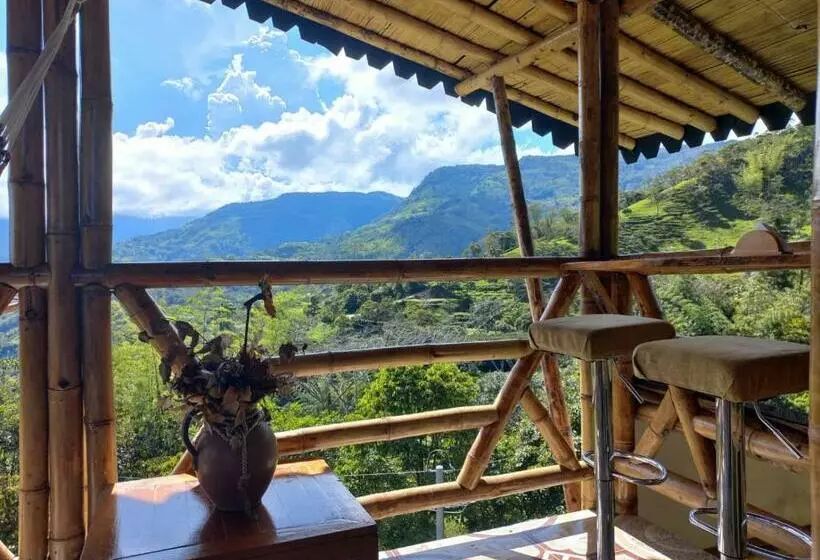 Aamiaismajoitus (B&B) Cabaña Luzmi Cocorná