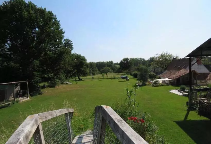 ベッドアンドブレックファースト Lalot