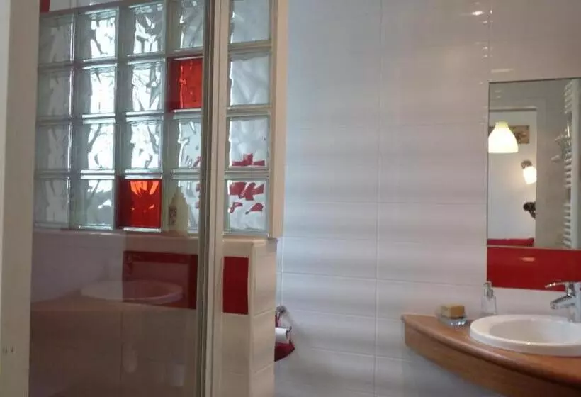 Aamiaismajoitus (B&B) Les Taouleres