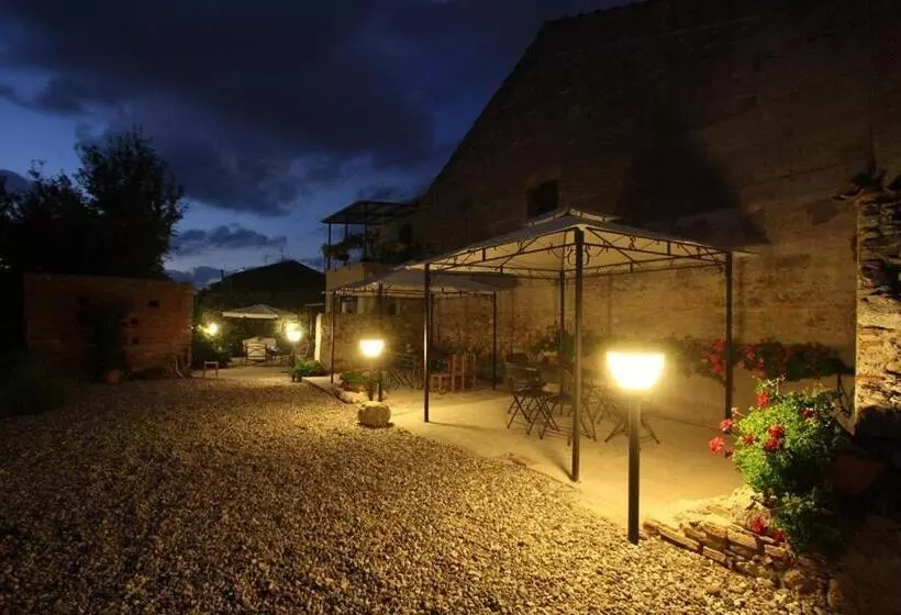 Aamiaismajoitus (B&B) Turismo Rurale Al Benefizio