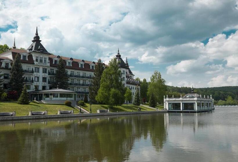 Edem Resort Medical & Spa