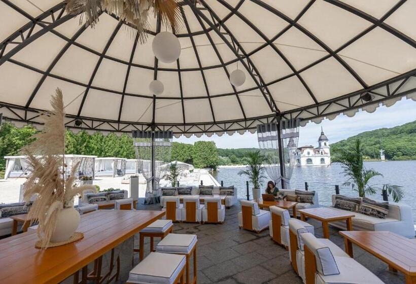 Edem Resort Medical & Spa