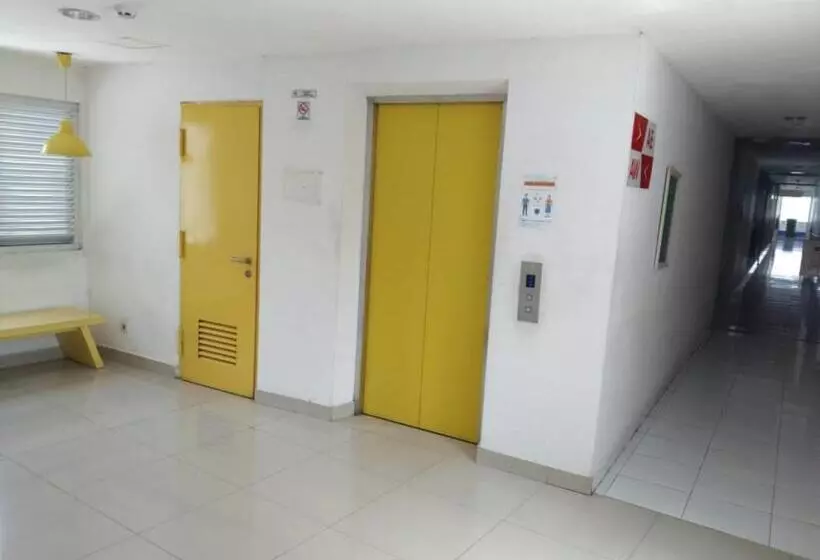 Hotelli Bintang Property Aeropolis