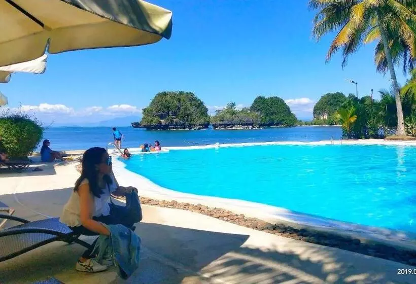 ホテル Caluwayan Palm Island Resort & Restaurant