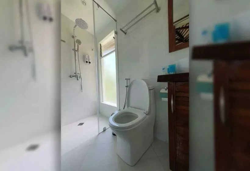 ホテル Caluwayan Palm Island Resort & Restaurant