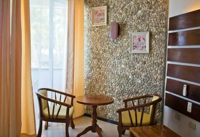 ホテル Caluwayan Palm Island Resort & Restaurant