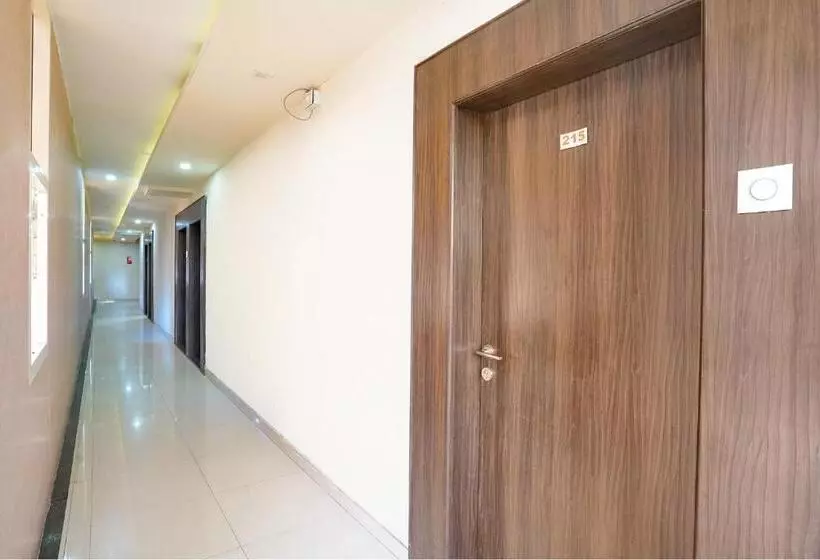 Fabhotel Regent Inn   Nr Skywalk Bridge
